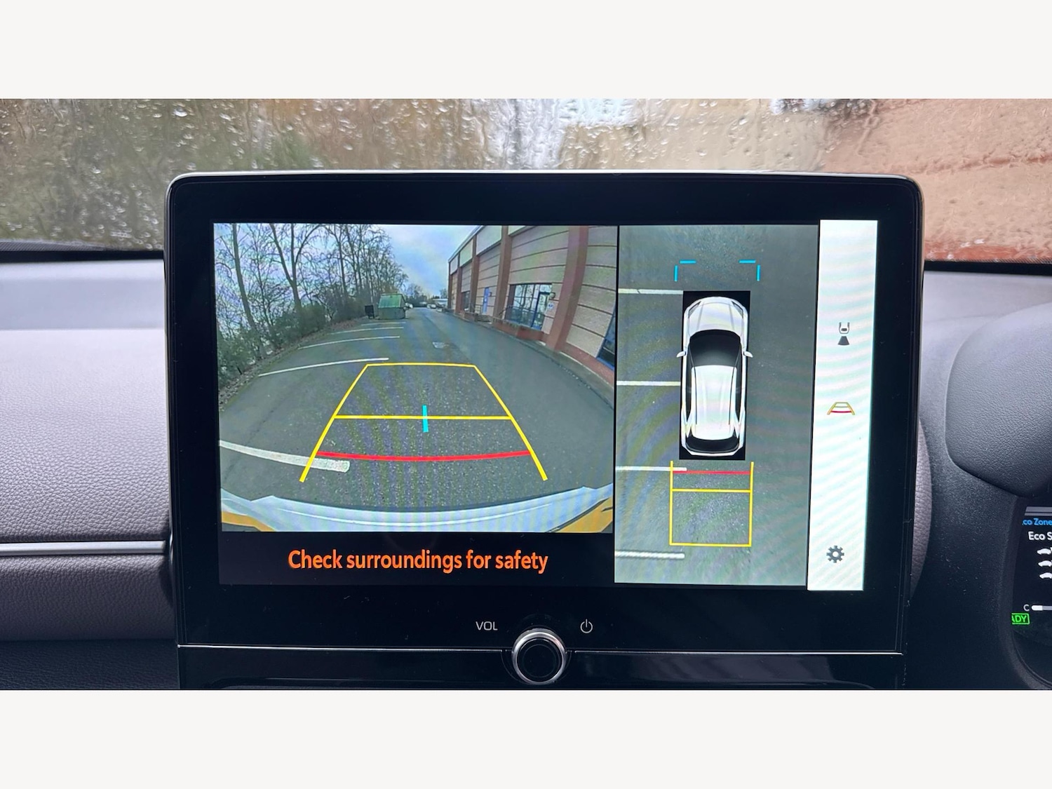 Used Toyota Yaris Cross 2024 for sale - 77242425: Photo 22