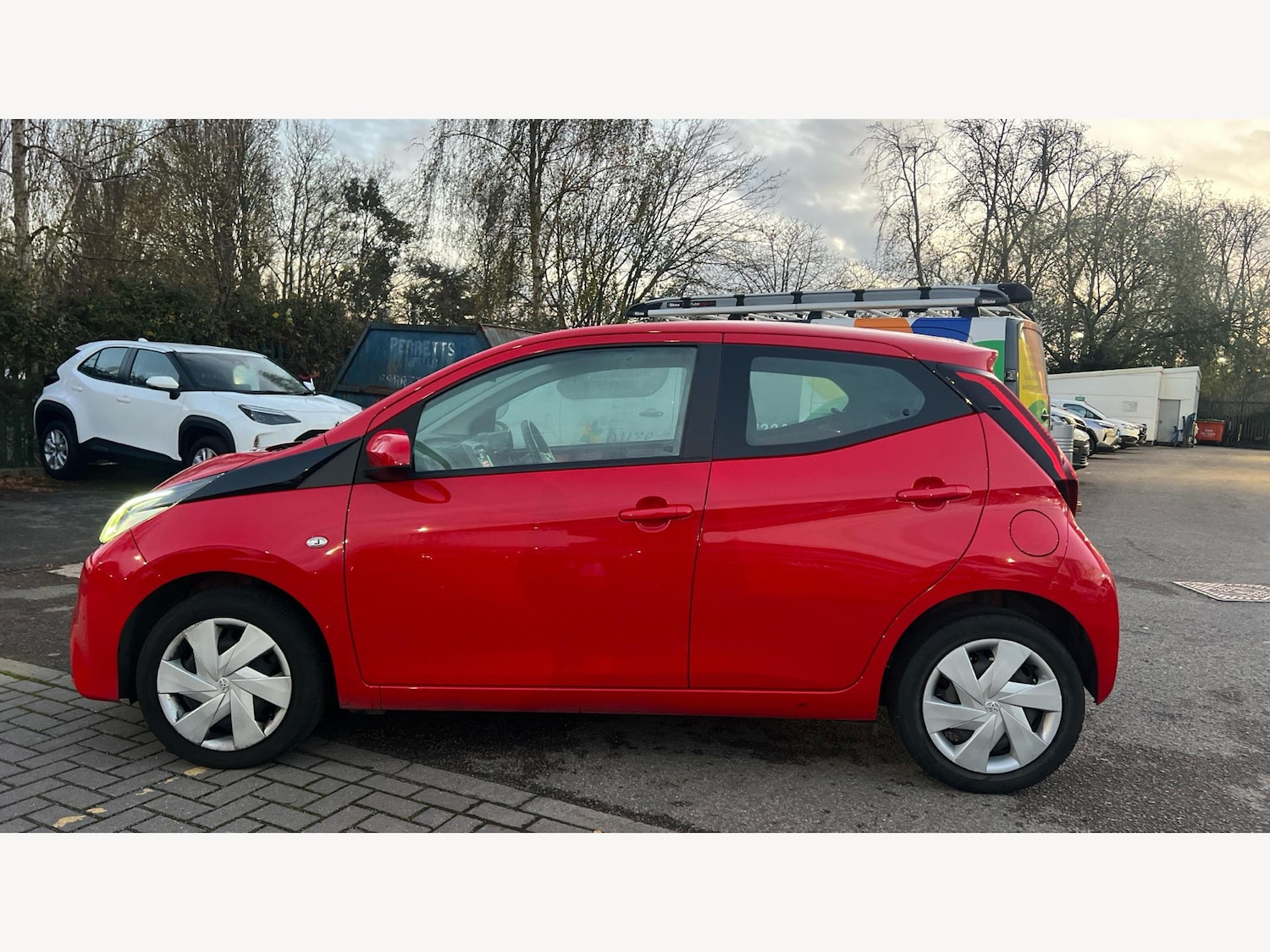 Used Toyota AYGO 2020 for sale - 76657334: Photo 19