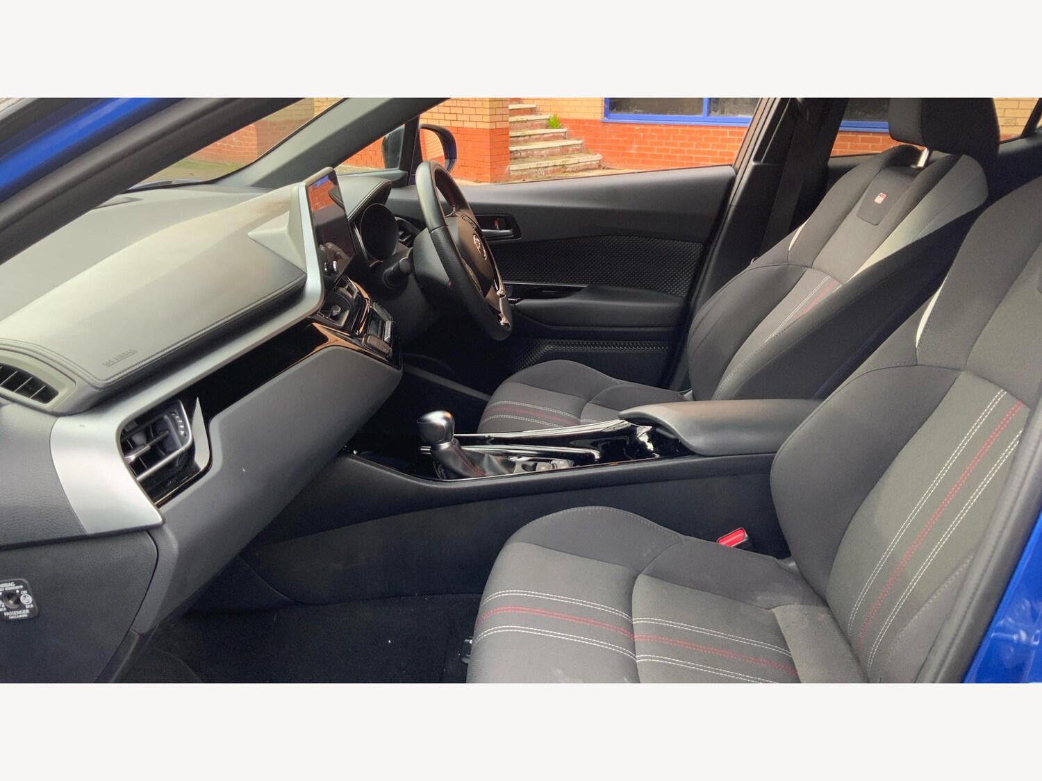 Used Toyota C-HR for sale - 77599124: Photo 12