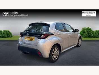Used Toyota Yaris 2022 for sale - 75175000: Photo