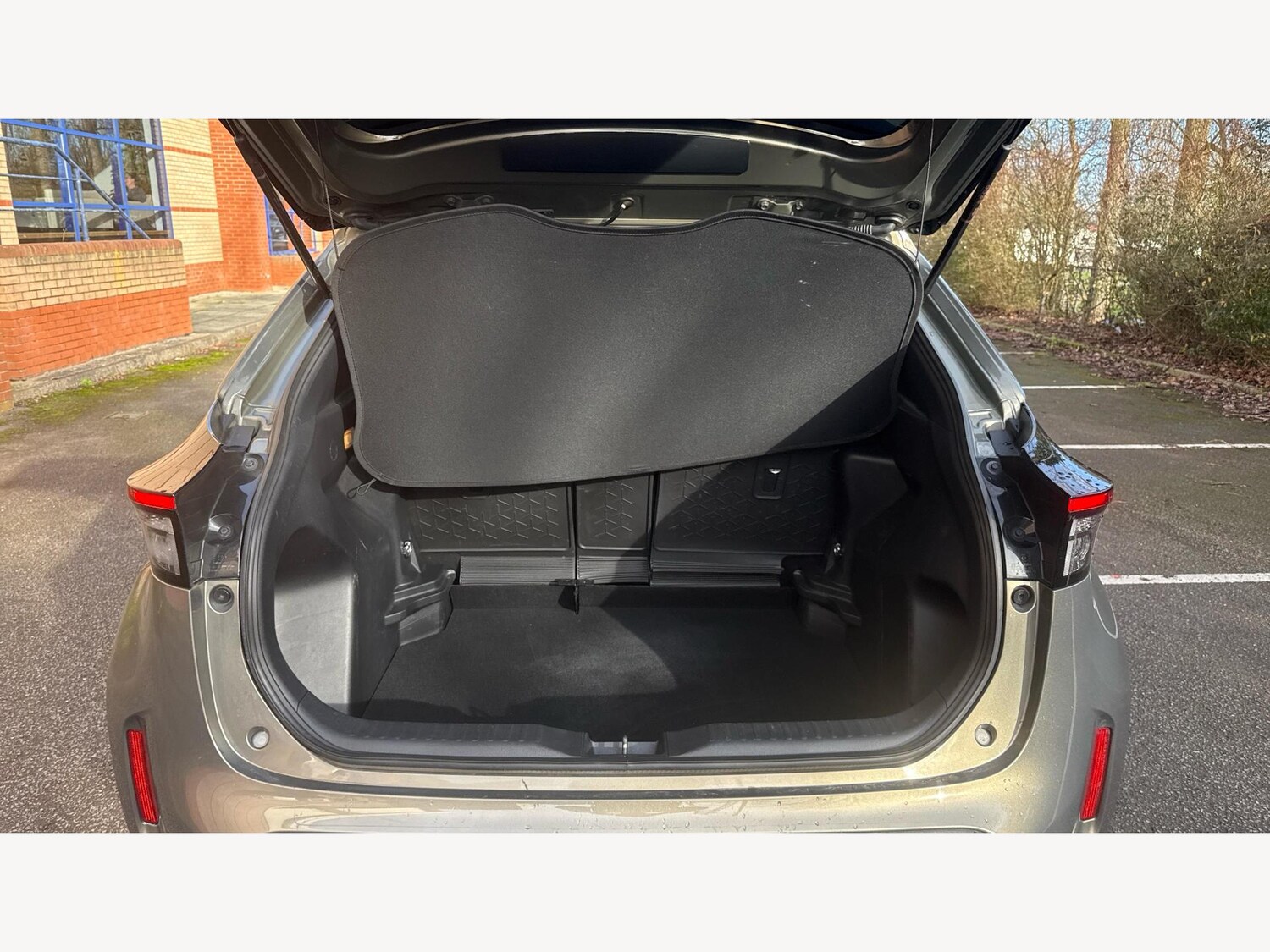 Used Toyota Yaris Cross for sale - 77598319: Photo 16