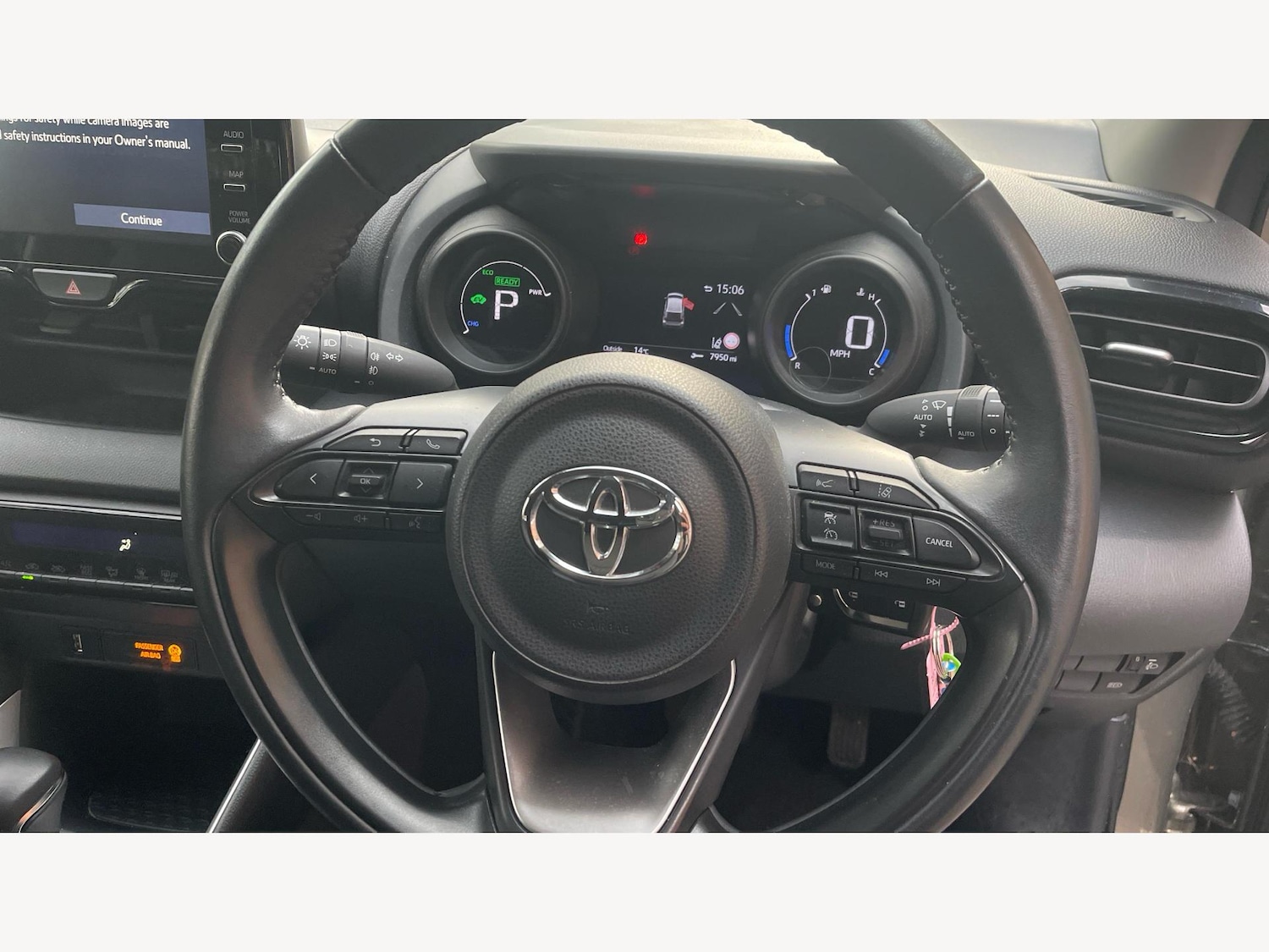 Used Toyota Yaris 2022 for sale - 76499967: Photo 10