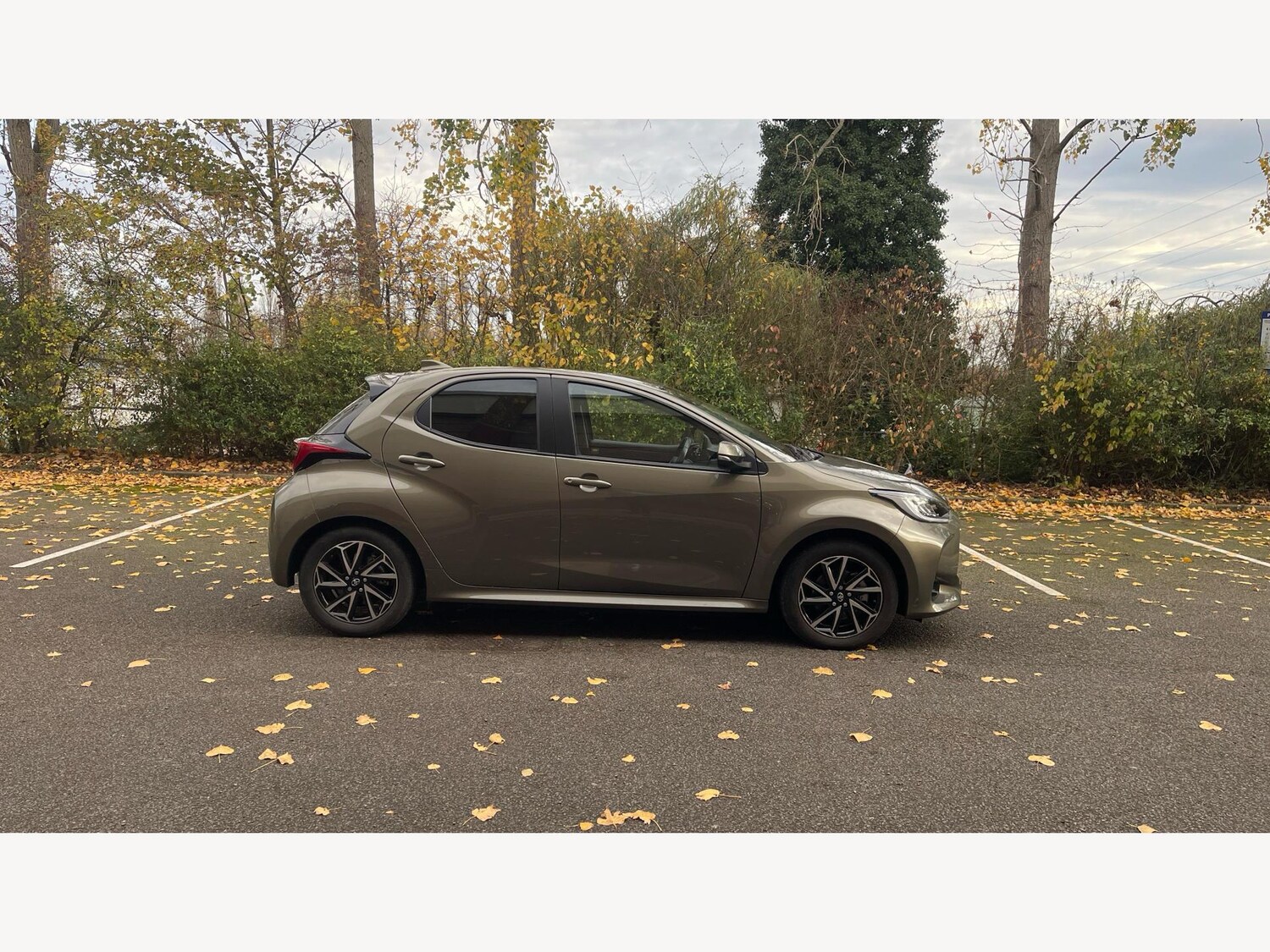 Used Toyota Yaris 2022 for sale - 76499967: Photo 18