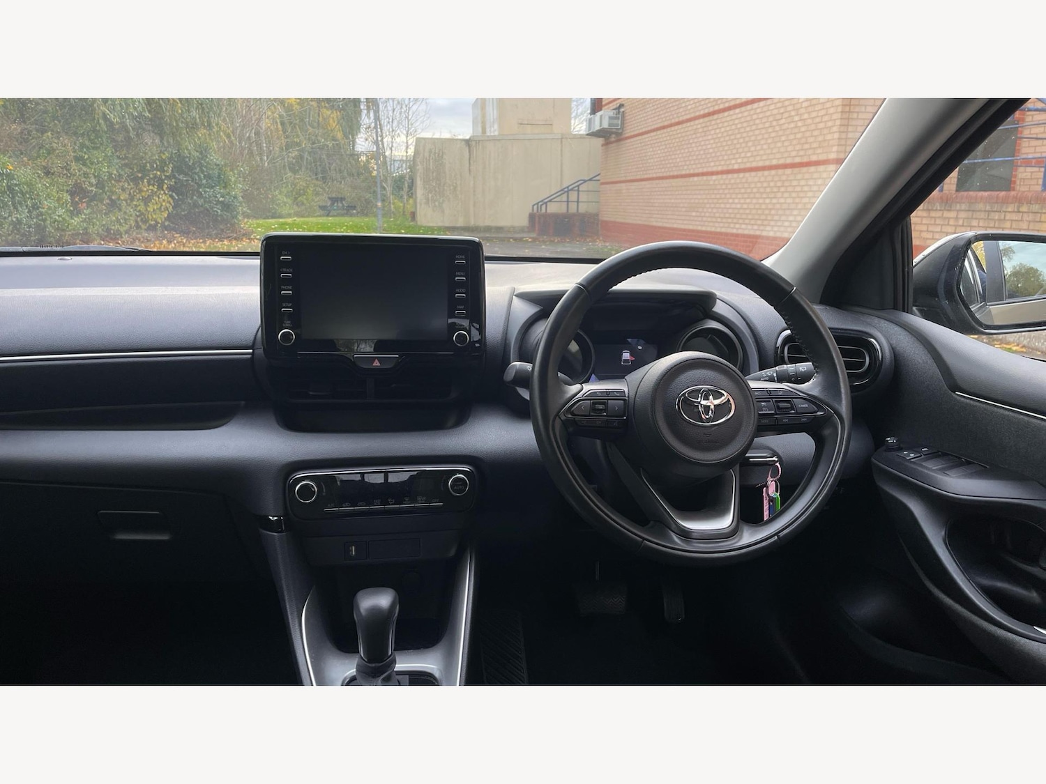 Used Toyota Yaris 2022 for sale - 76499967: Photo 7