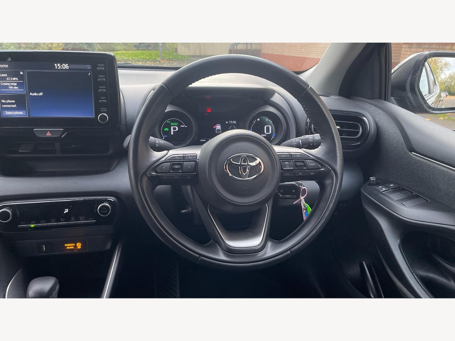 Used Toyota Yaris 2022 for sale - 76499967: Photo 8