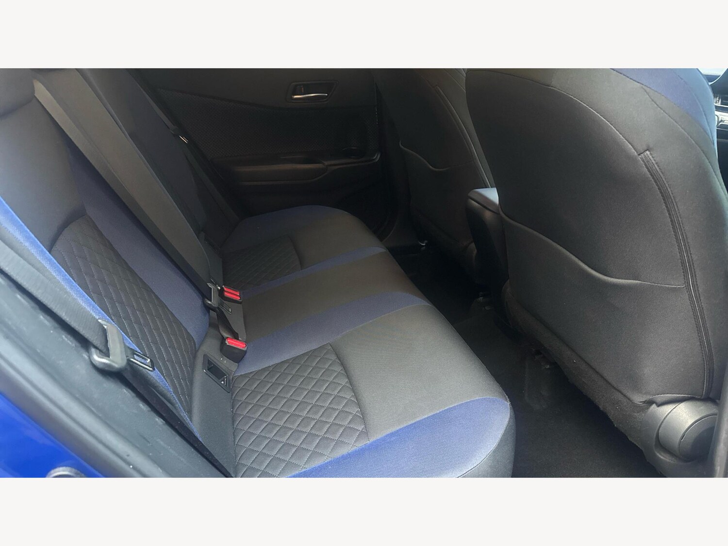 Used Toyota C-HR 2021 for sale - 76644864: Photo 14