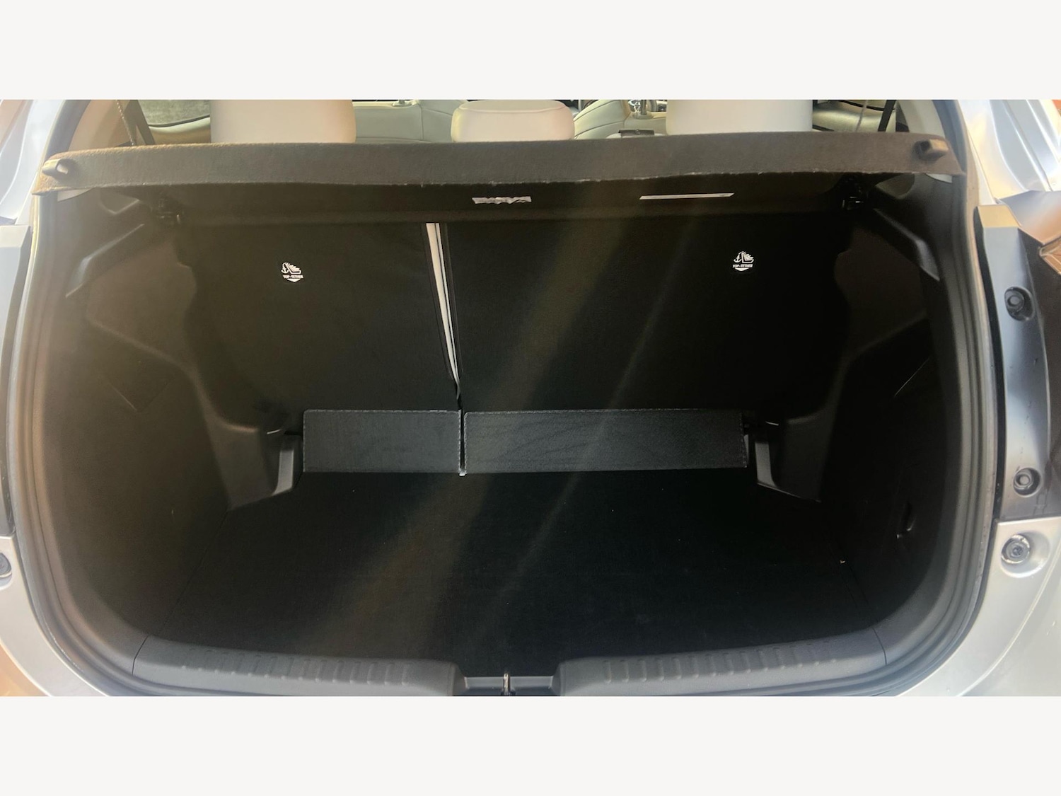 Used Toyota Yaris 2020 for sale - 77166879: Photo 16