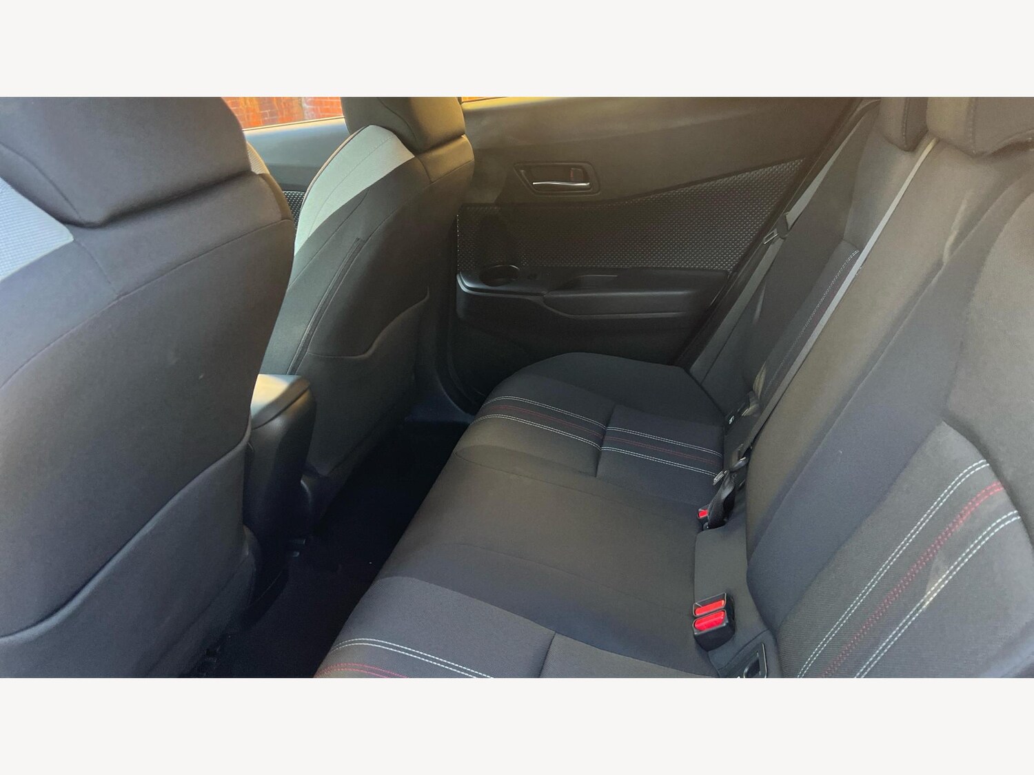 Used Toyota C-HR 2023 for sale - 76832449: Photo 15