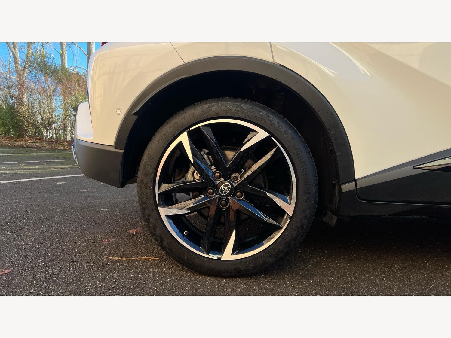 Used Toyota C-HR 2023 for sale - 76832449: Photo 20