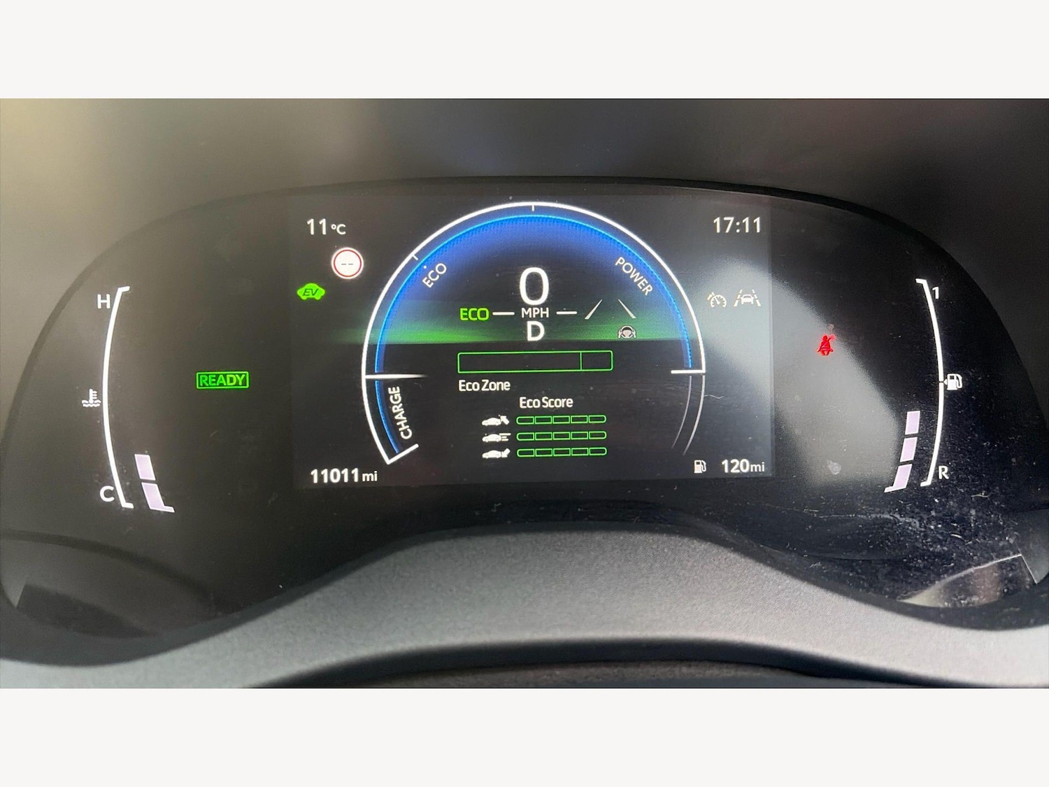 Used Toyota Yaris 2025 for sale - 78086296: Photo 11