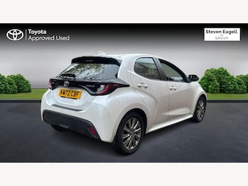 Used Toyota Yaris 2022 for sale - 76424851: Photo