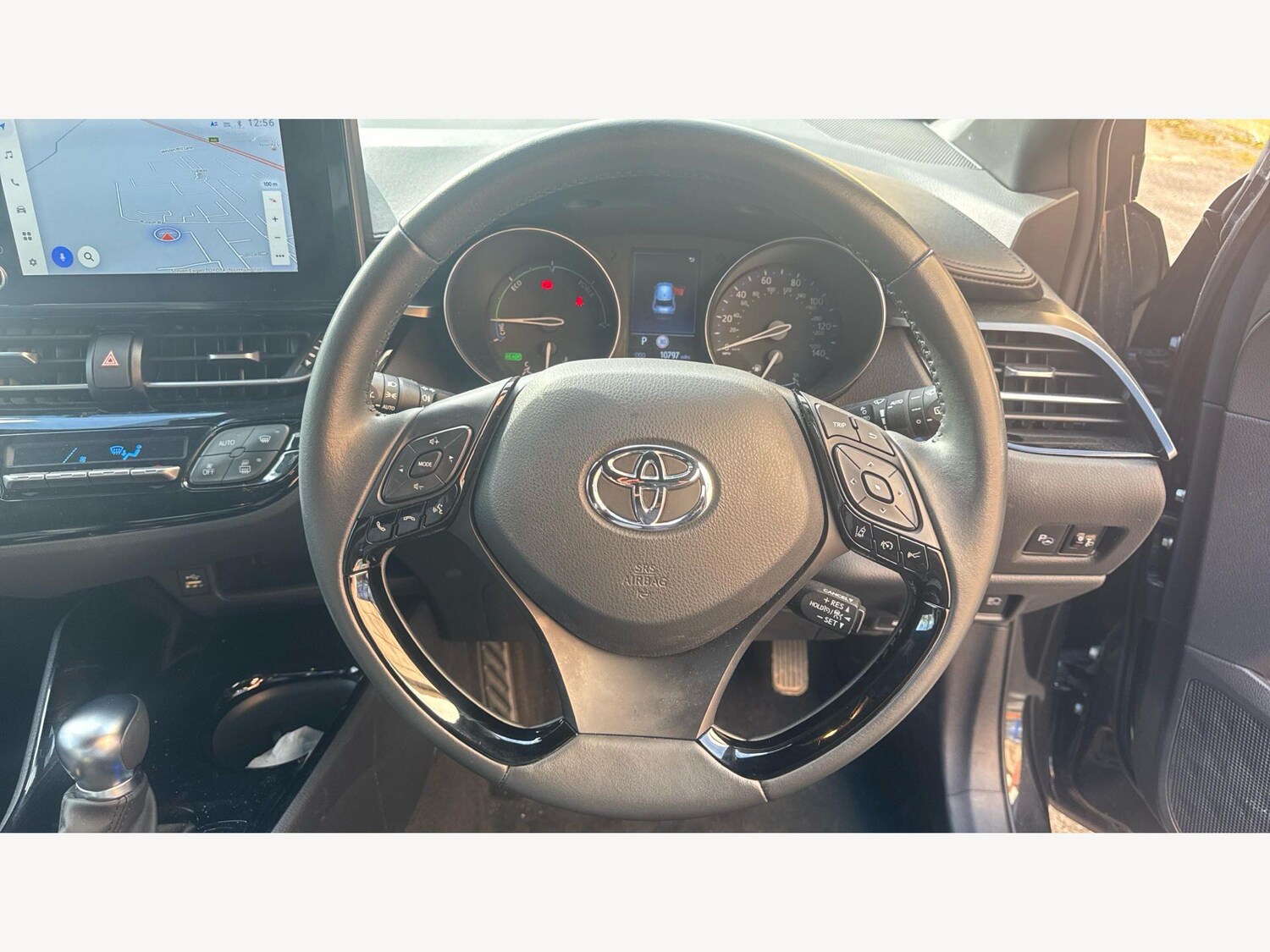 Used Toyota C-HR 2023 for sale - 77892456: Photo 10