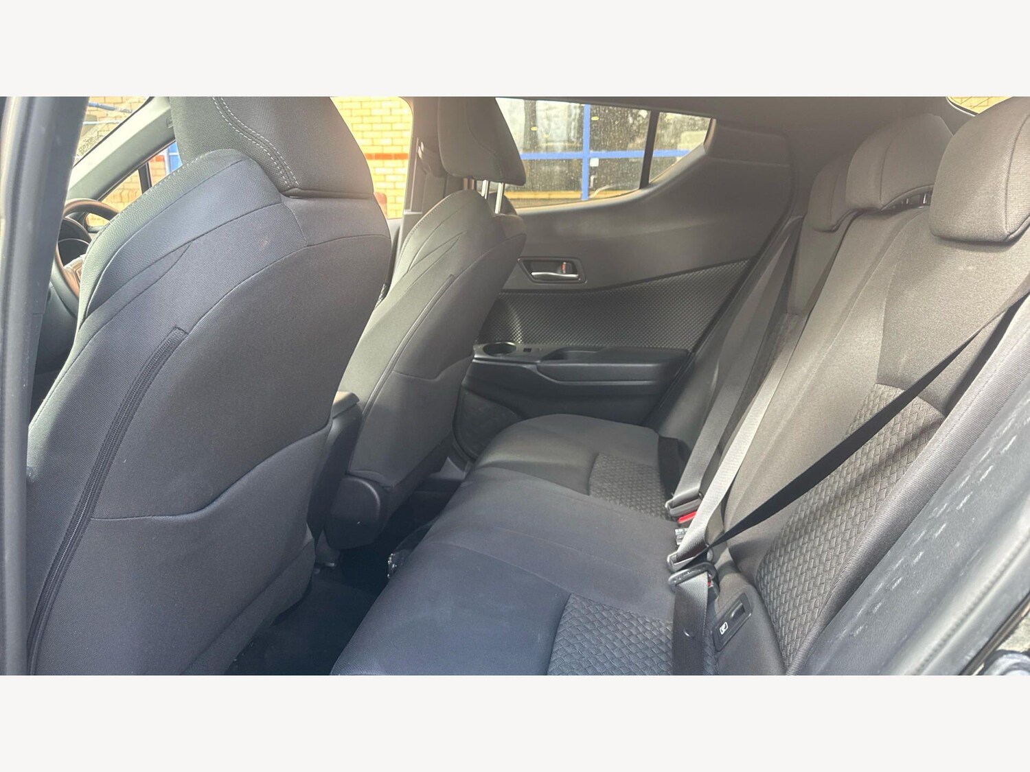 Used Toyota C-HR 2023 for sale - 77892456: Photo 15