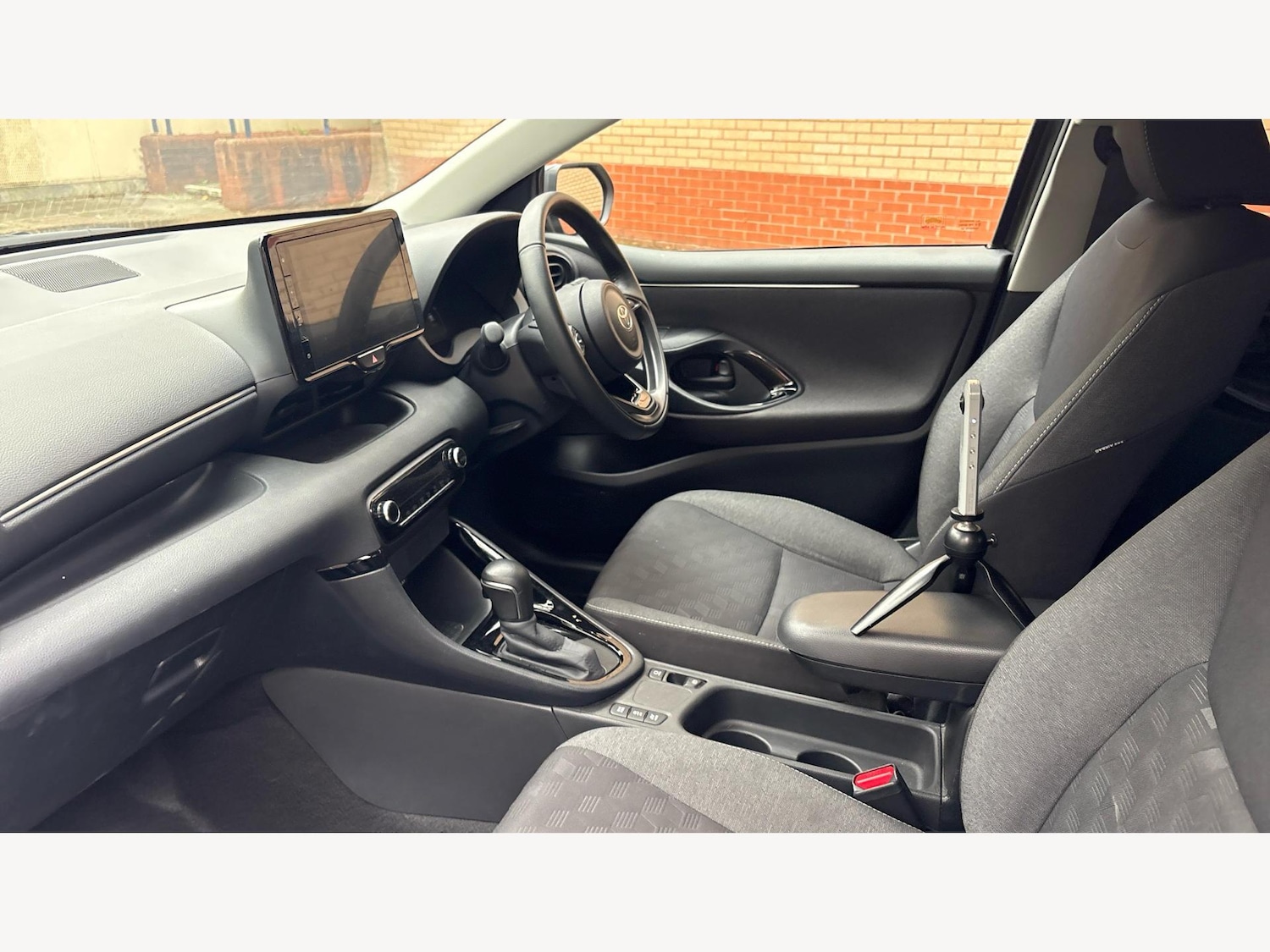 Used Toyota Yaris 2024 for sale - 76307877: Photo 12
