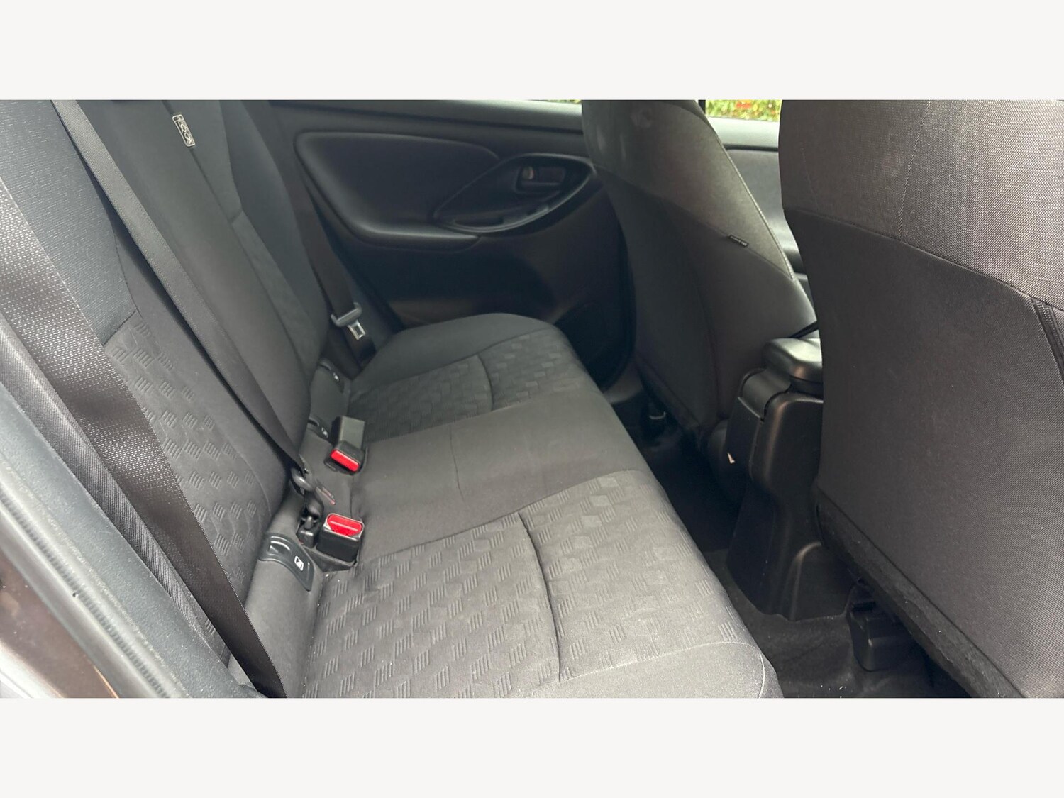 Used Toyota Yaris 2024 for sale - 76307877: Photo 14