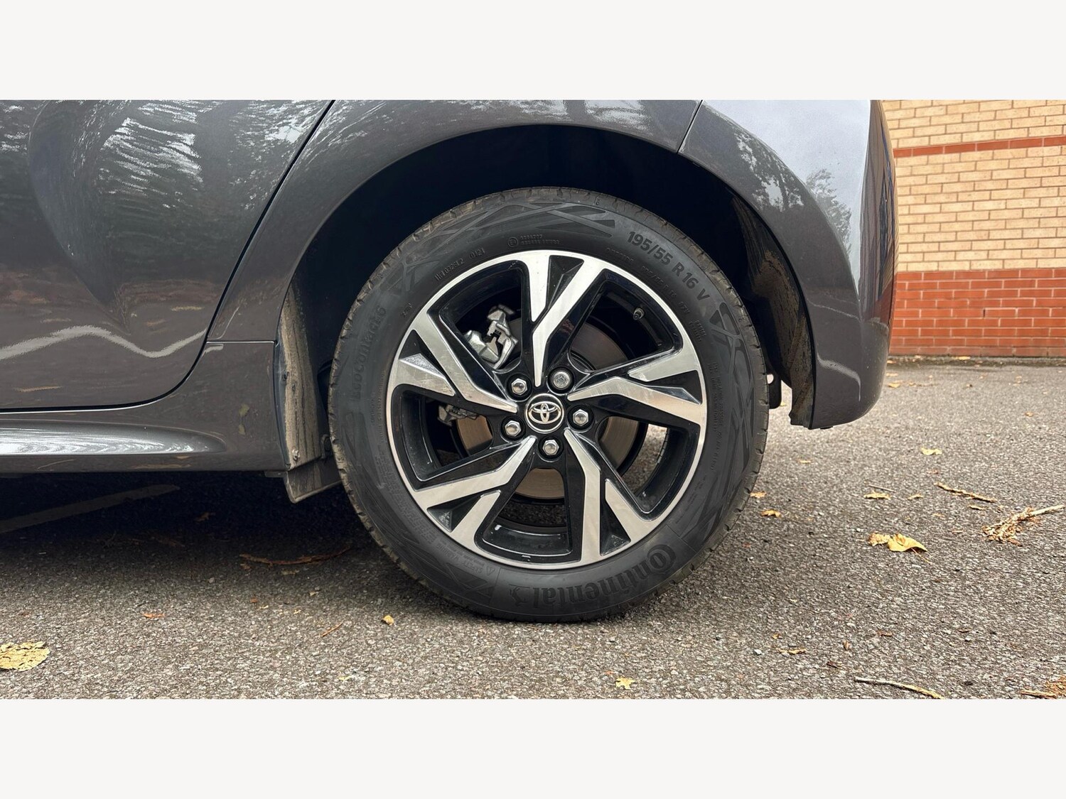 Used Toyota Yaris 2024 for sale - 76307877: Photo 20