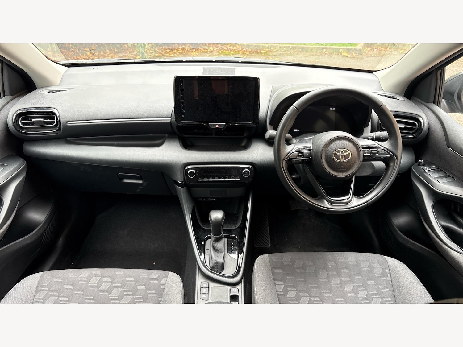 Used Toyota Yaris 2024 for sale - 76307877: Photo 7