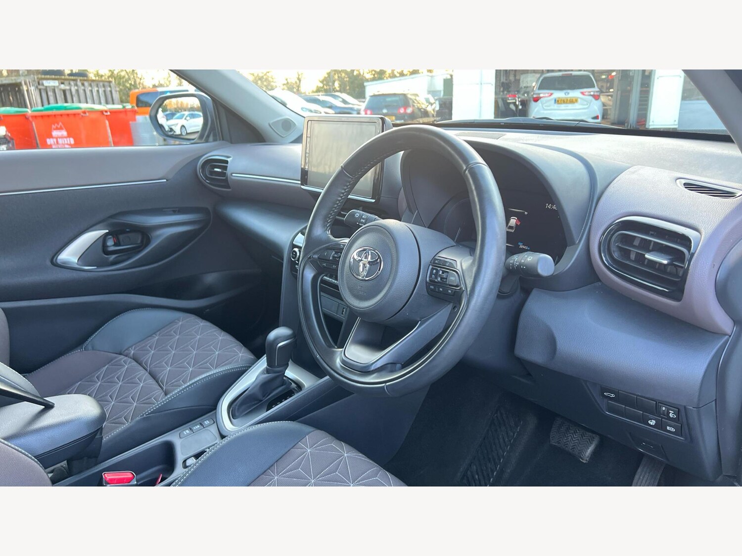 Used Toyota Yaris Cross 2023 for sale - 77015354: Photo 13