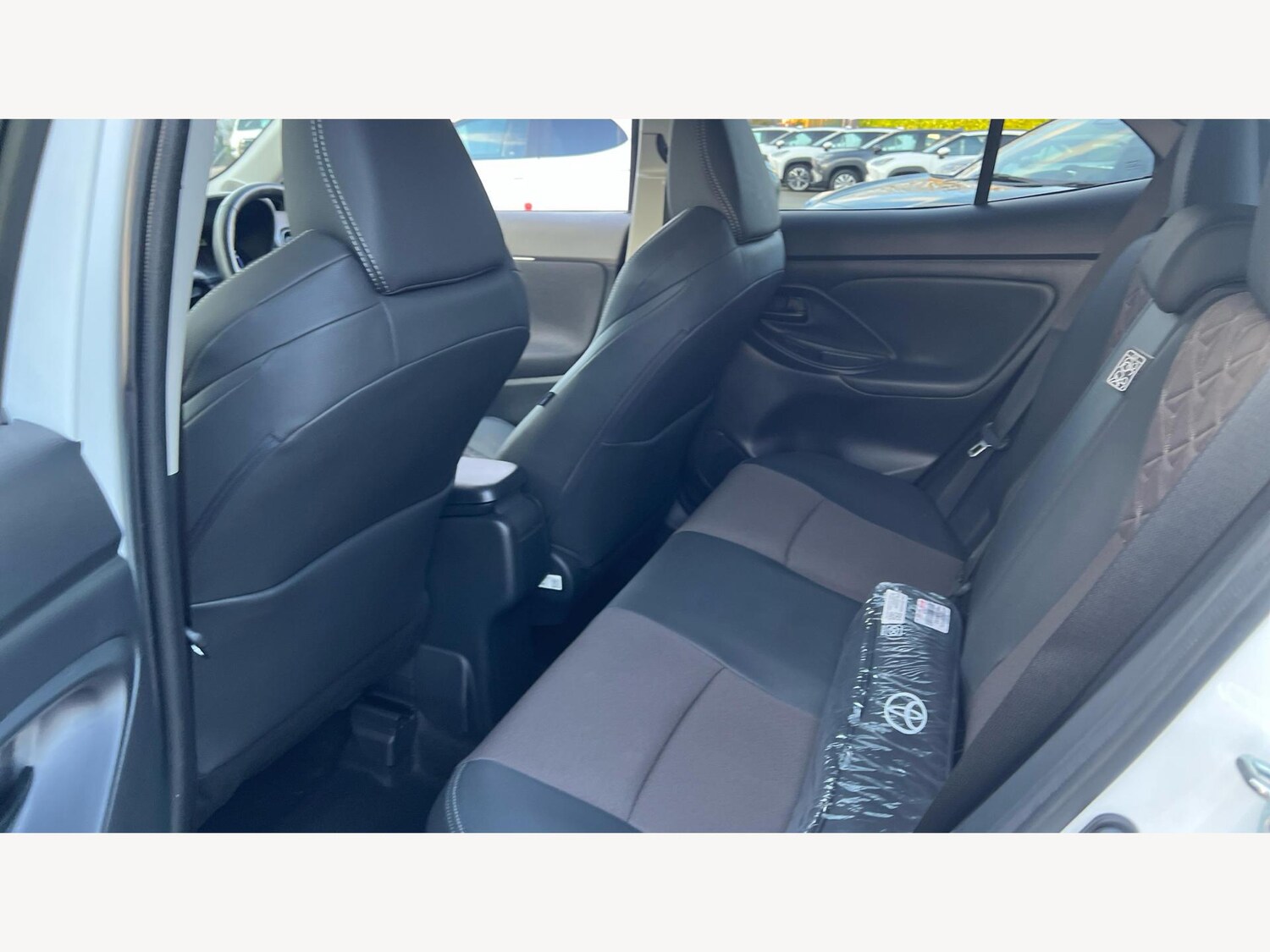 Used Toyota Yaris Cross 2023 for sale - 77015354: Photo 15