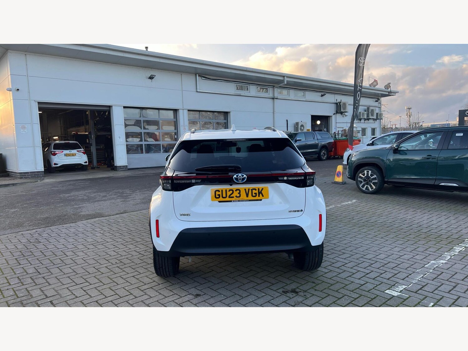 Used Toyota Yaris Cross 2023 for sale - 77015354: Photo 21