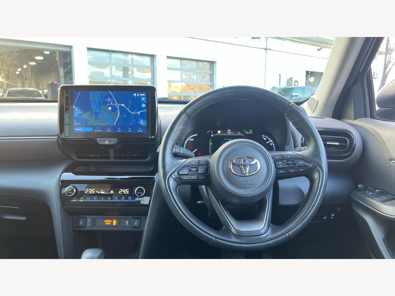 Used Toyota Yaris Cross 2023 for sale - 77015354: Photo 7