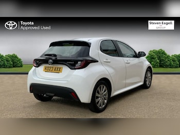Used Toyota Yaris 2023 for sale - 75682226: Photo