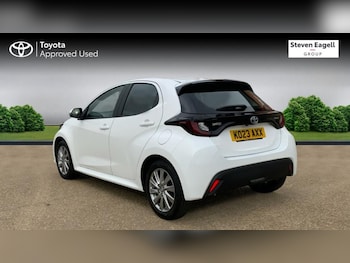 Used Toyota Yaris 2023 for sale - 75682226: Photo