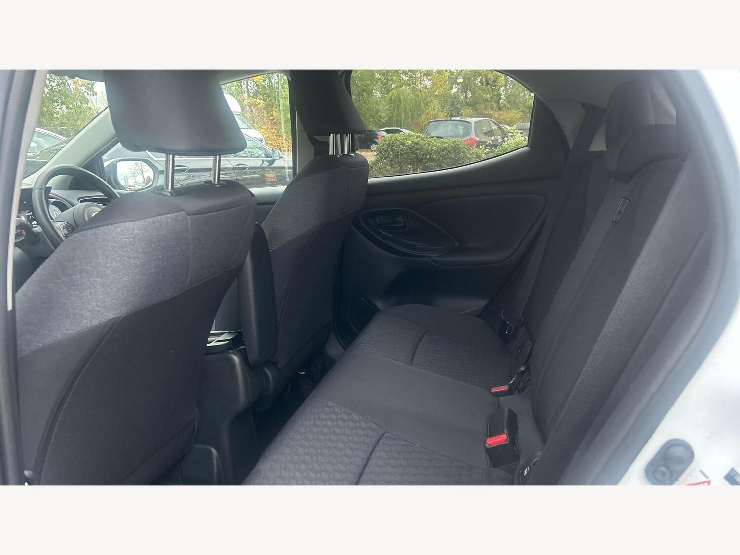 Used Toyota Yaris 2023 for sale - 76360170: Photo 15