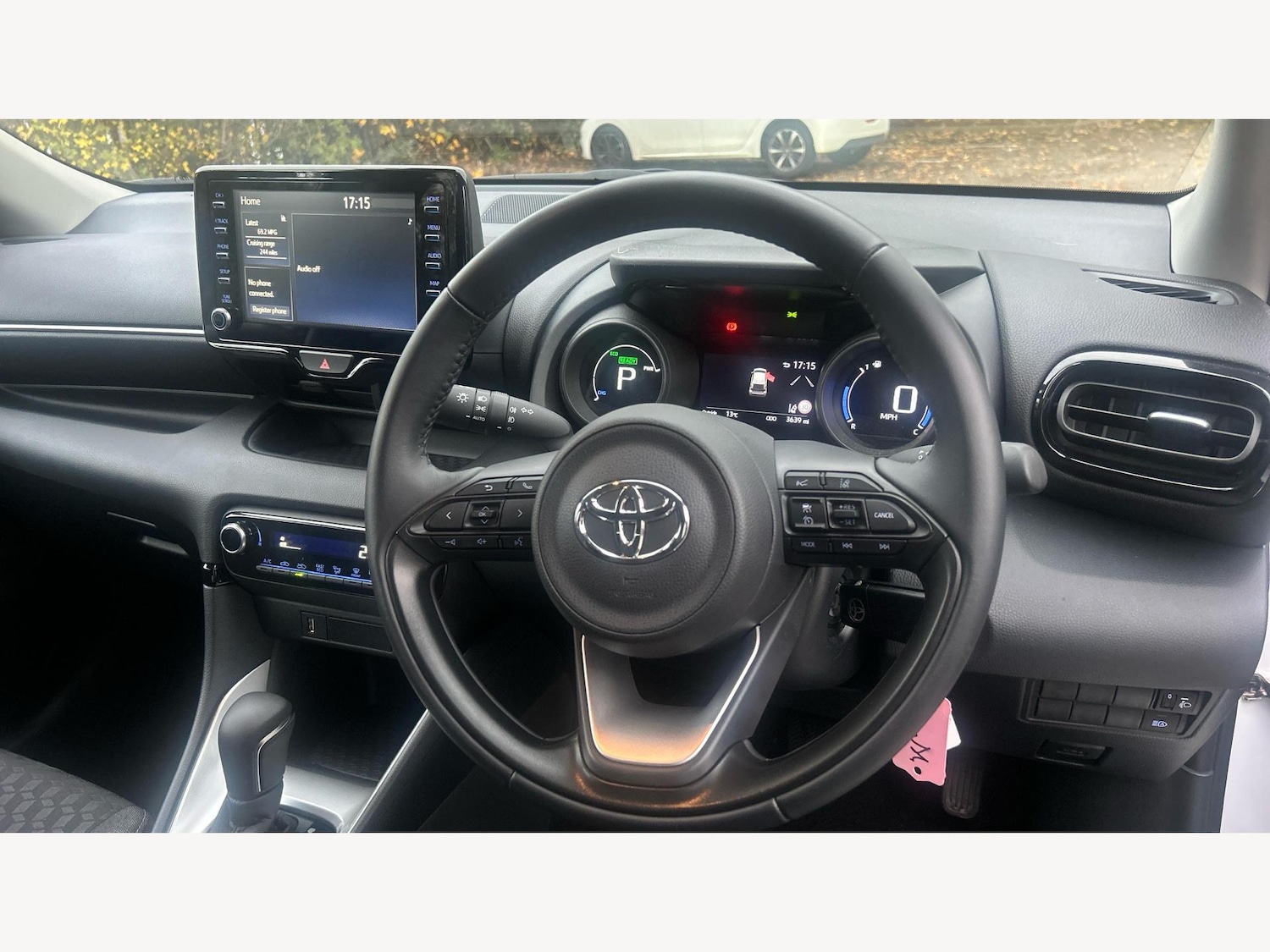 Used Toyota Yaris 2023 for sale - 76360170: Photo 8