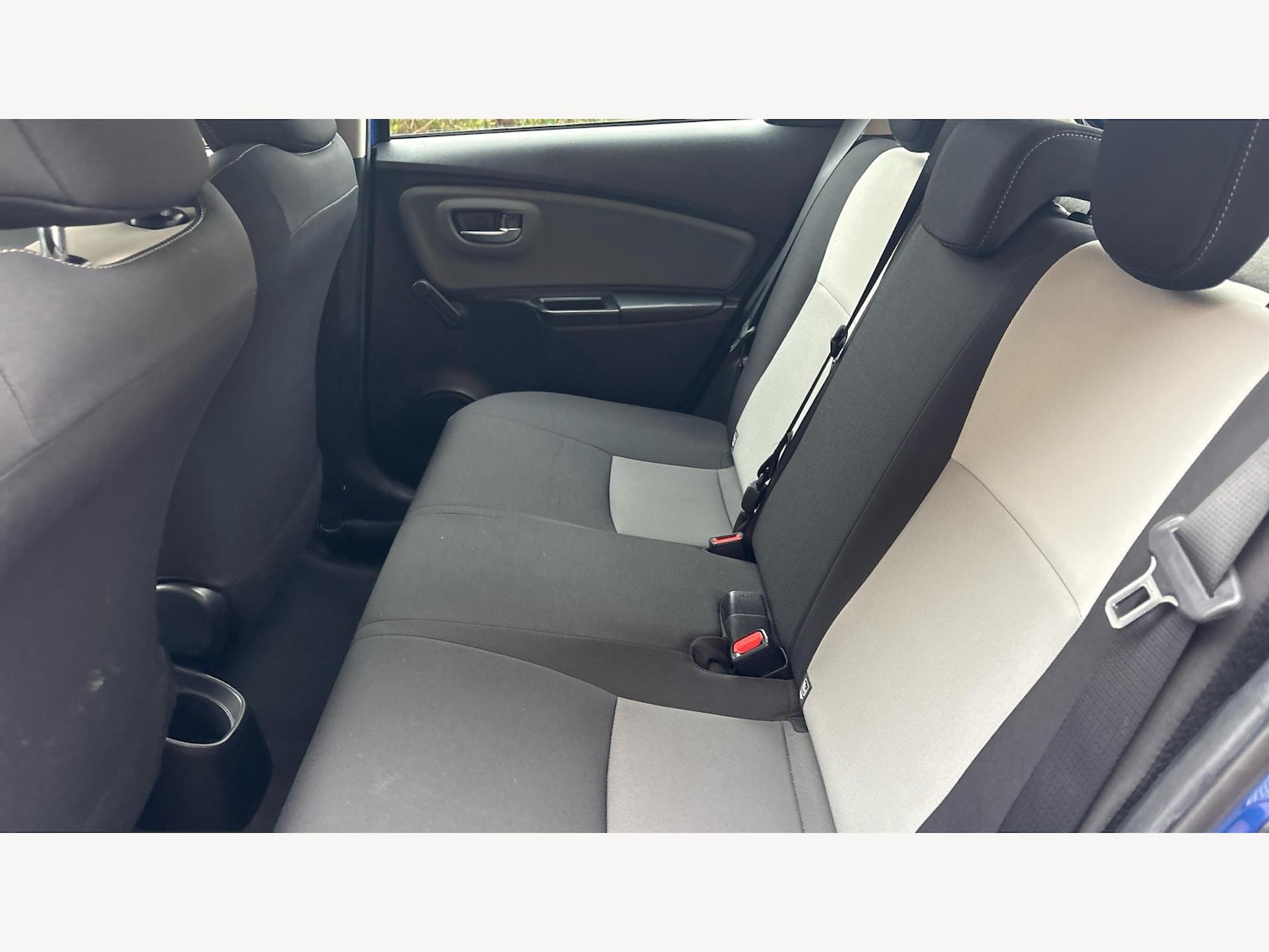 Used Toyota Yaris 2018 for sale - 77191994: Photo 15