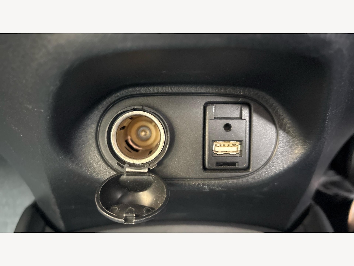 Used Toyota Yaris 2018 for sale - 77191994: Photo 23