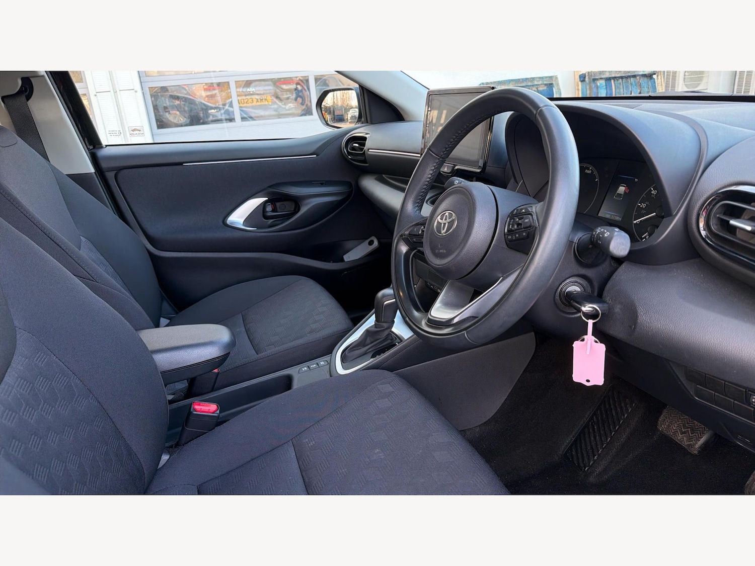 Used Toyota Yaris 2024 for sale - 77305206: Photo 13