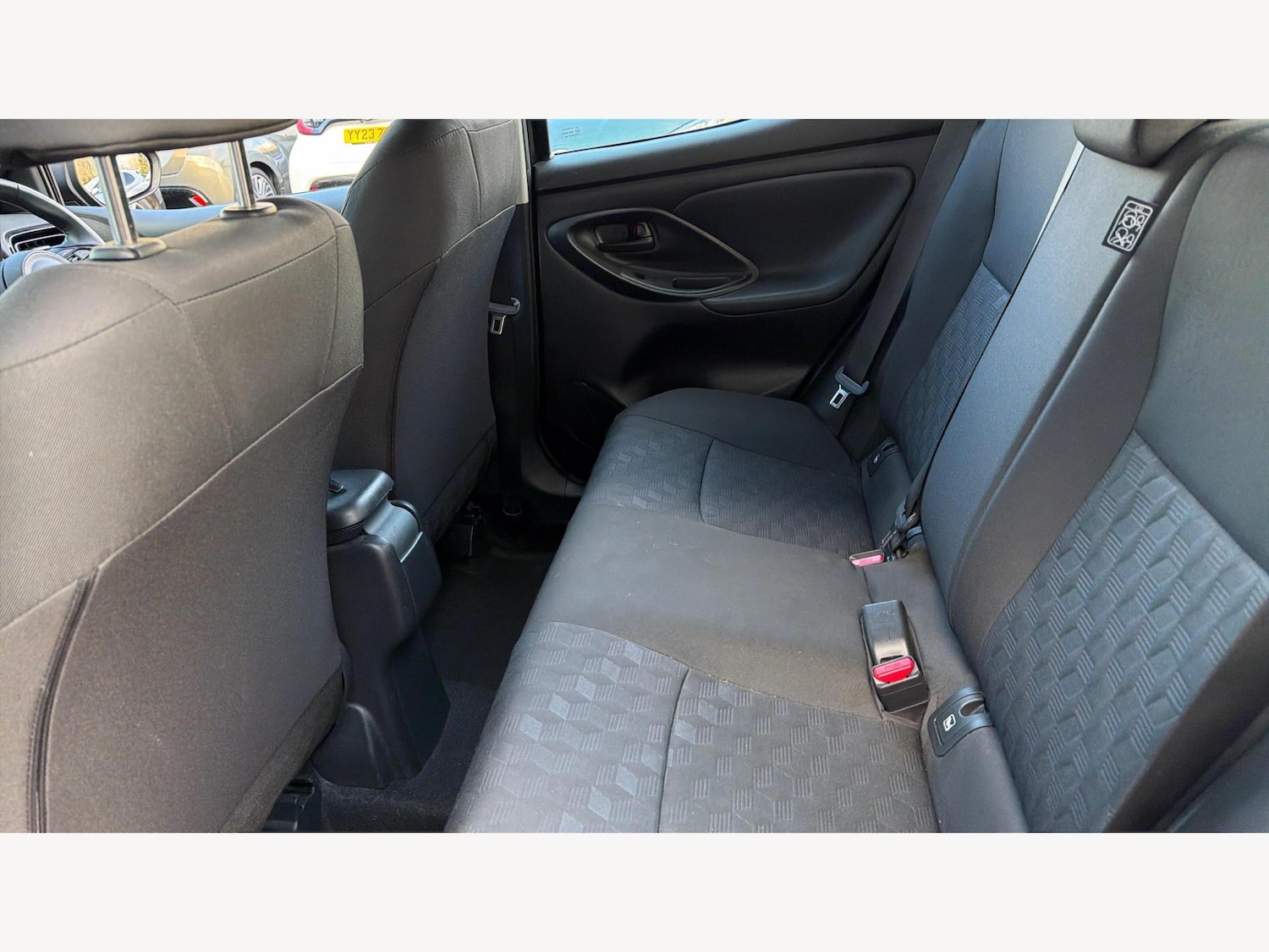Used Toyota Yaris 2024 for sale - 77305206: Photo 15