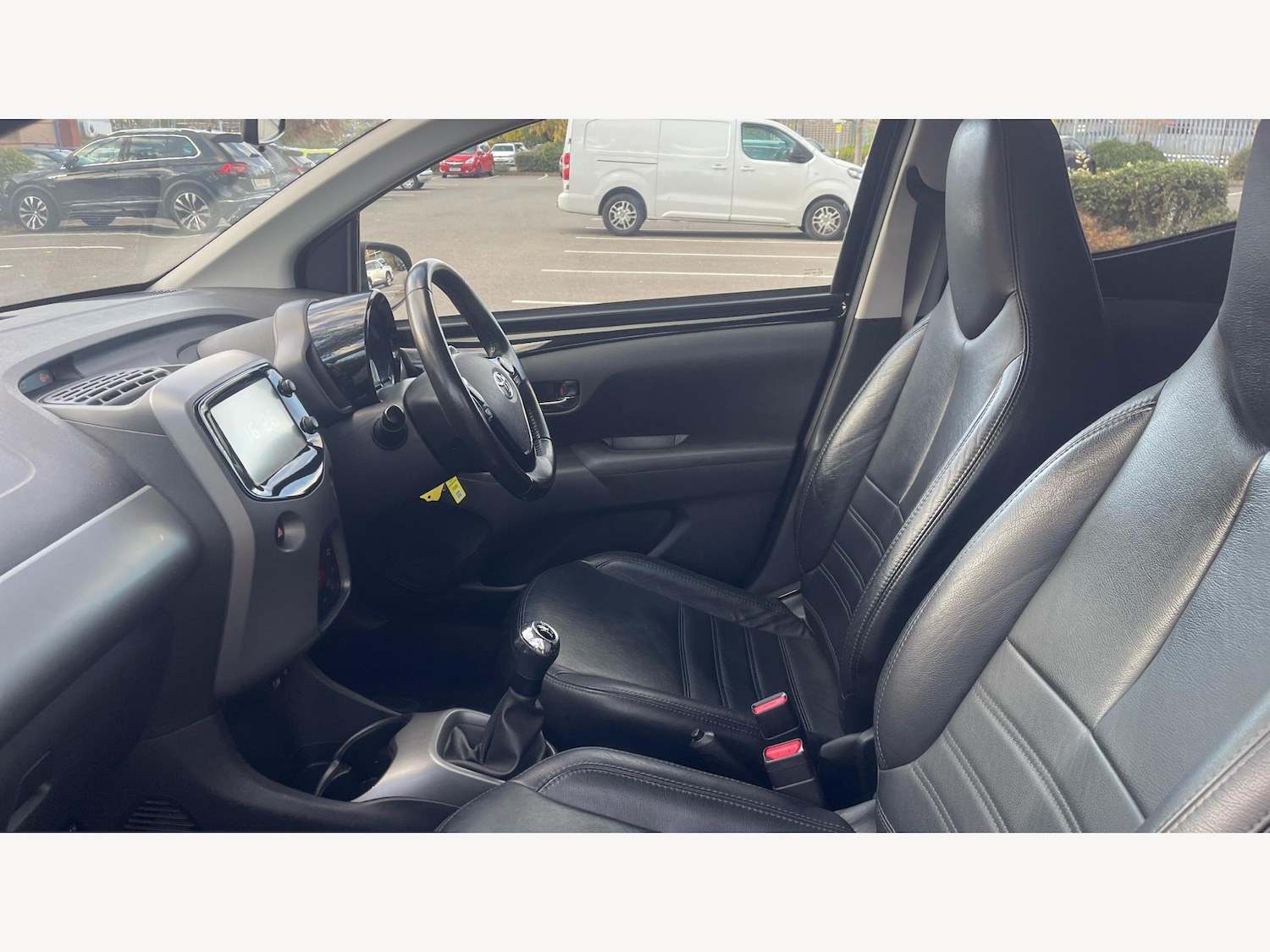 Used Toyota AYGO 2019 for sale - 76397963: Photo 12