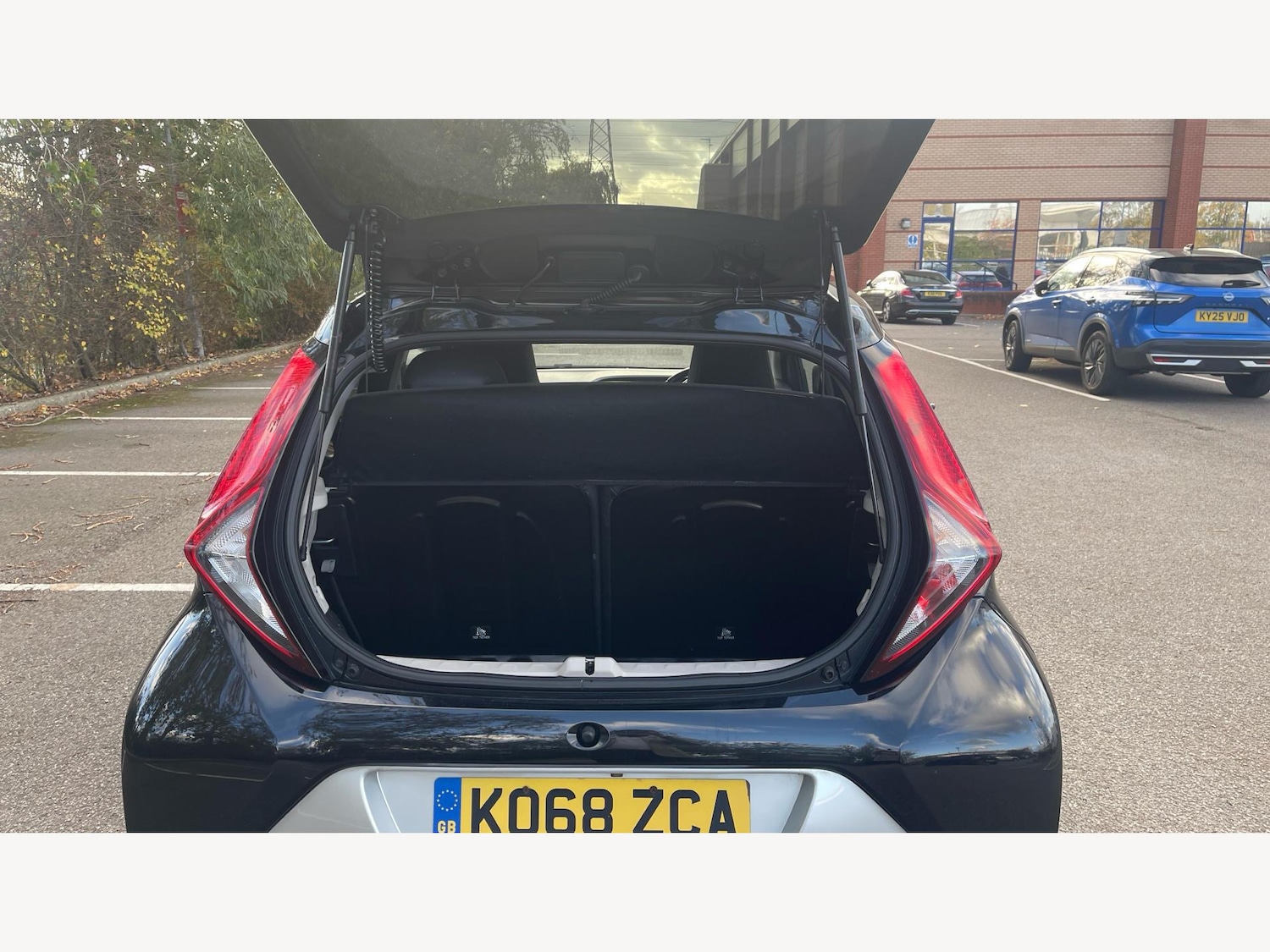 Used Toyota AYGO 2019 for sale - 76397963: Photo 16