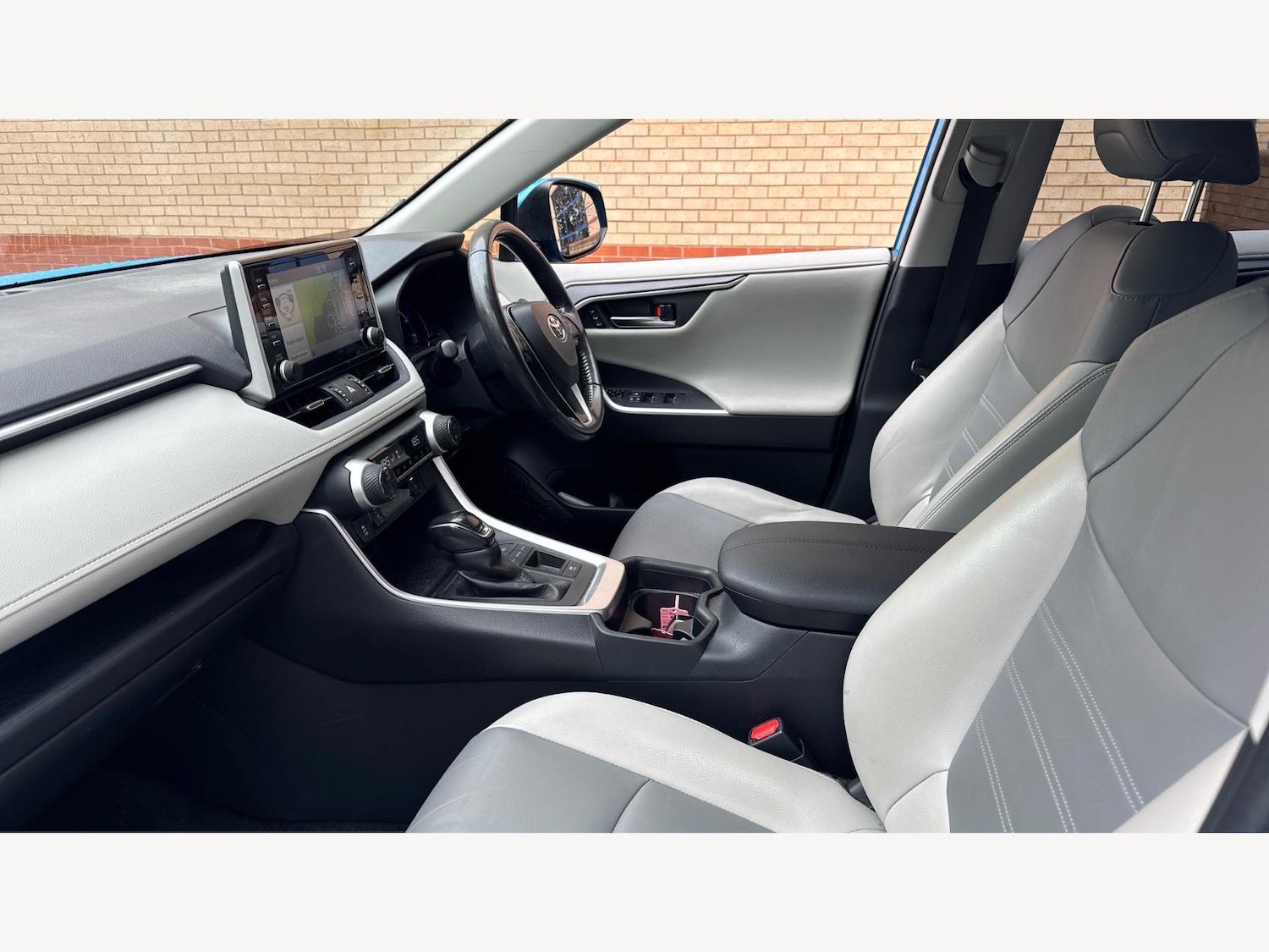 Used Toyota RAV4 2021 for sale - 76388391: Photo 12