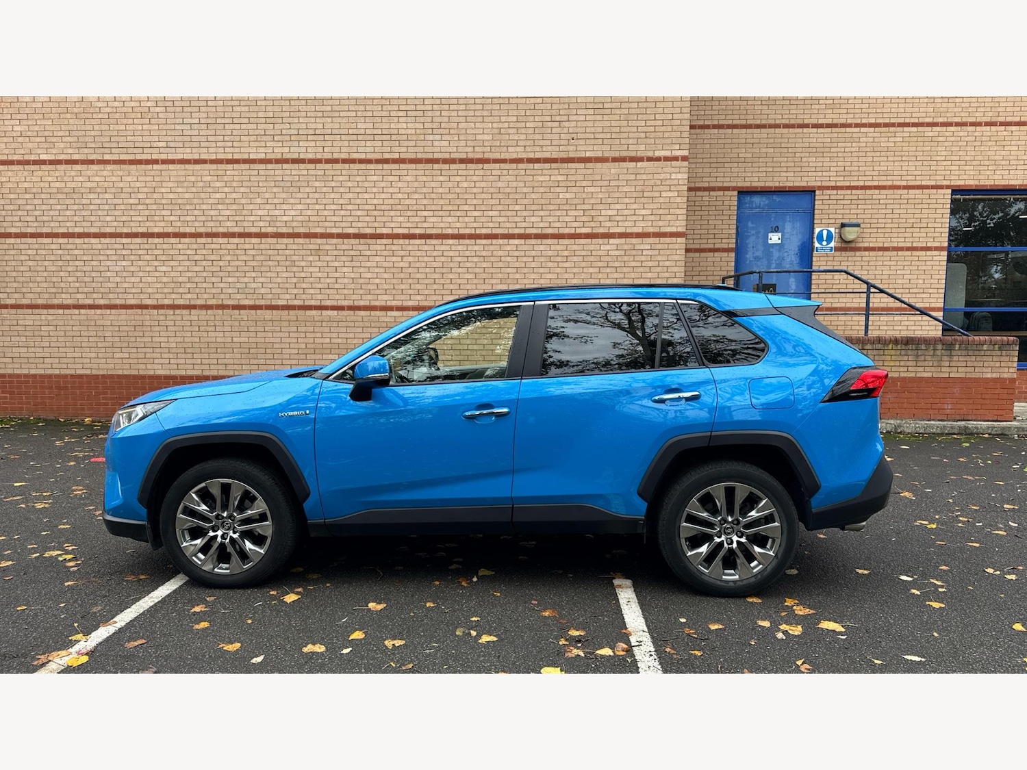 Used Toyota RAV4 2021 for sale - 76388391: Photo 19