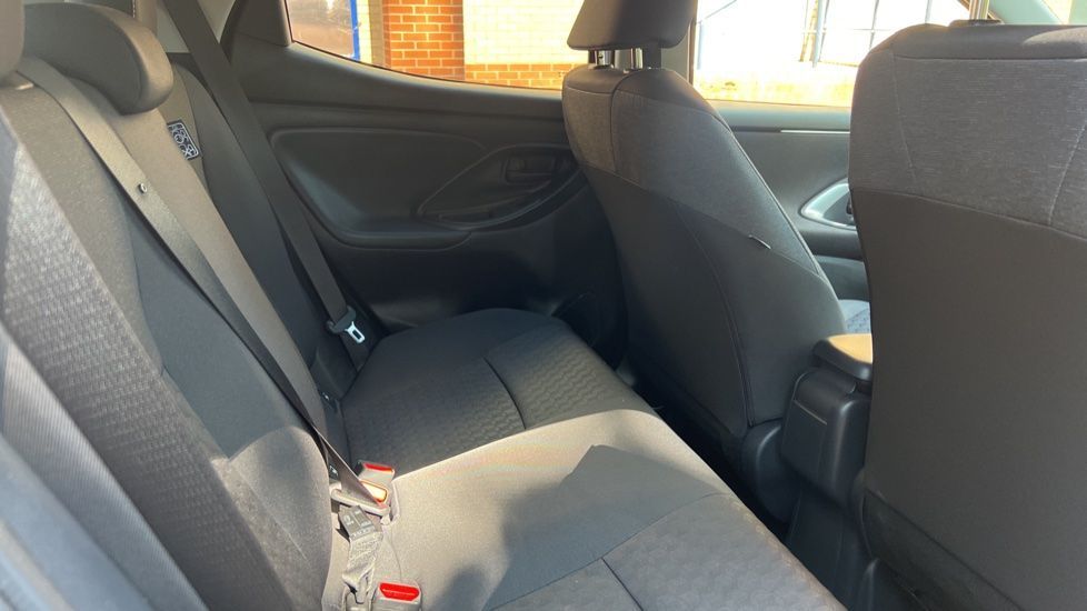 Used Toyota Yaris 2022 for sale - 77395722: Photo 14