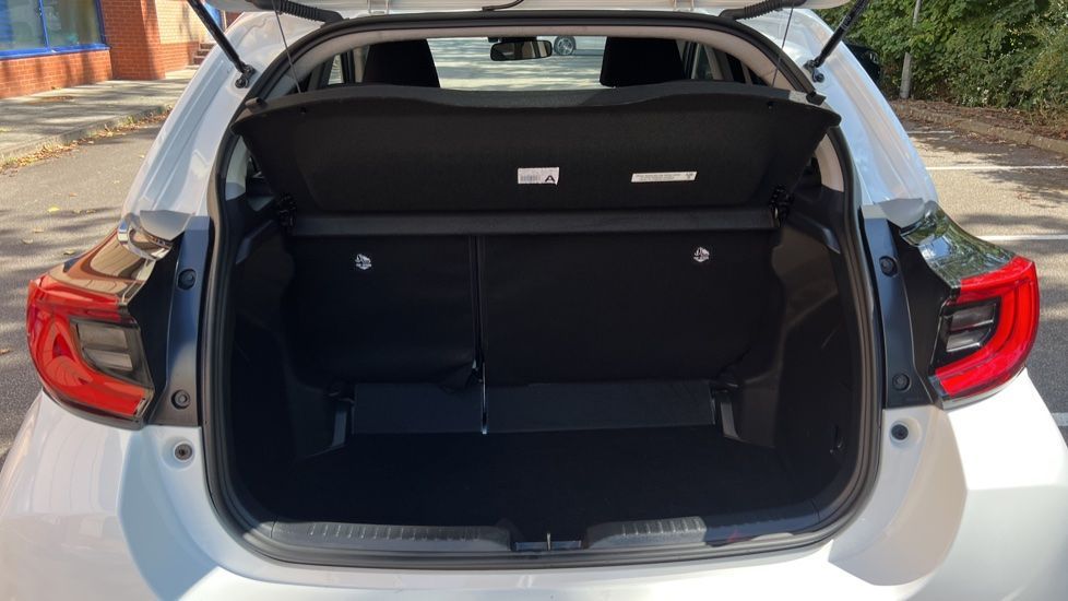 Used Toyota Yaris 2022 for sale - 77395722: Photo 16