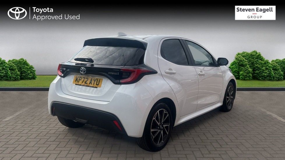 Used Toyota Yaris 2022 for sale - 77395722: Photo 2