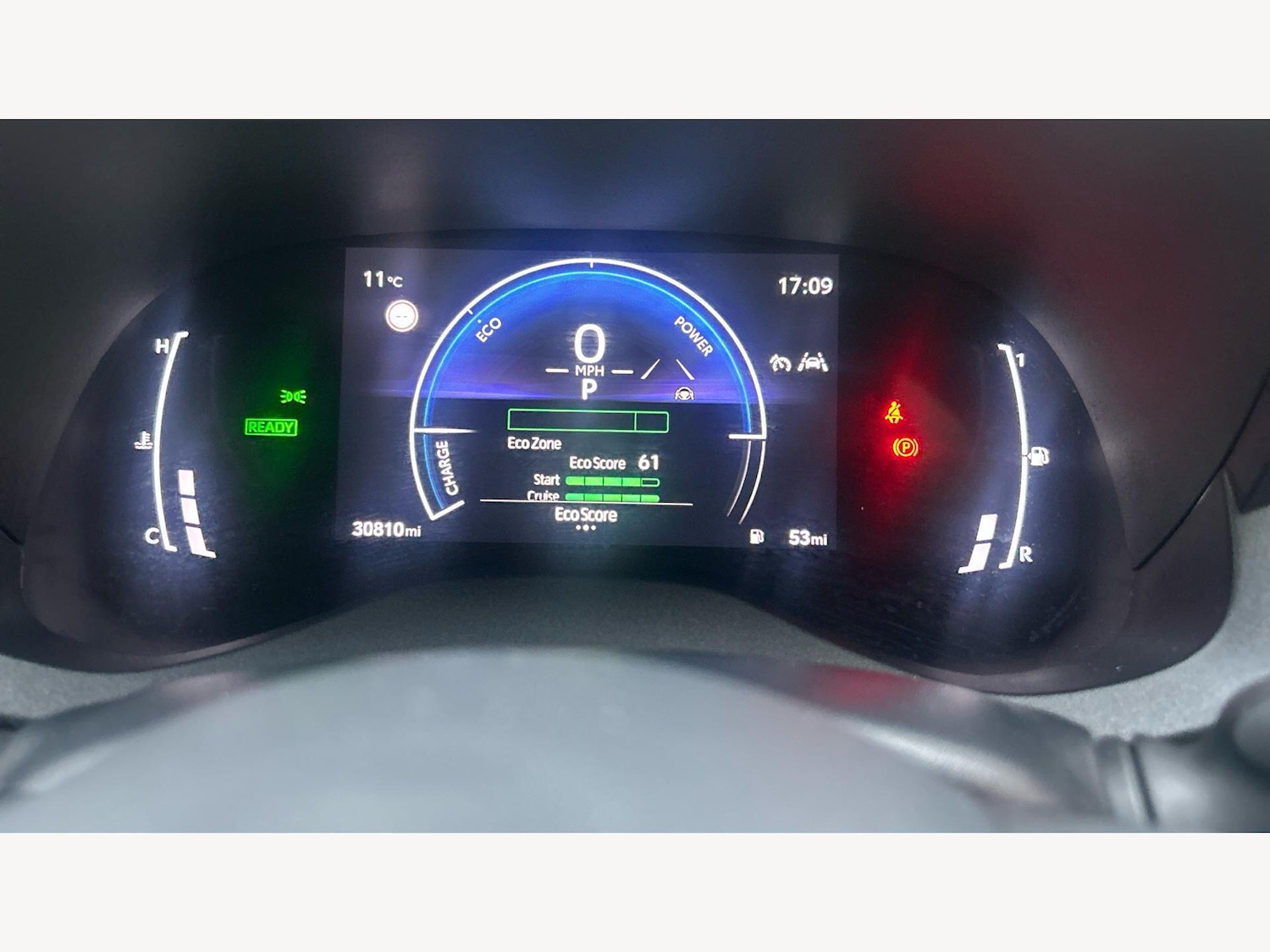 Used Toyota Yaris Cross 2024 for sale - 77892627: Photo 11