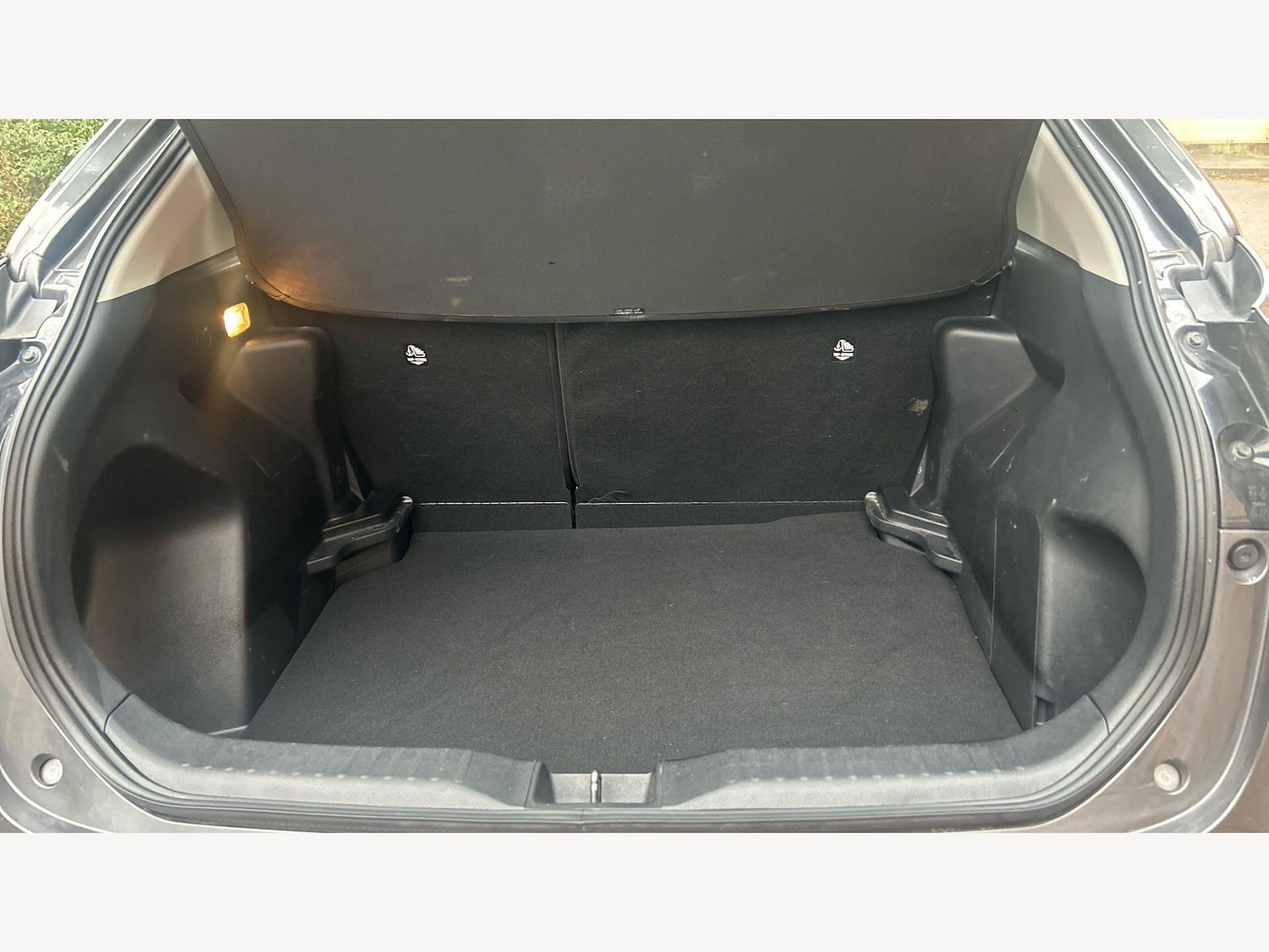 Used Toyota Yaris Cross 2024 for sale - 77892627: Photo 16