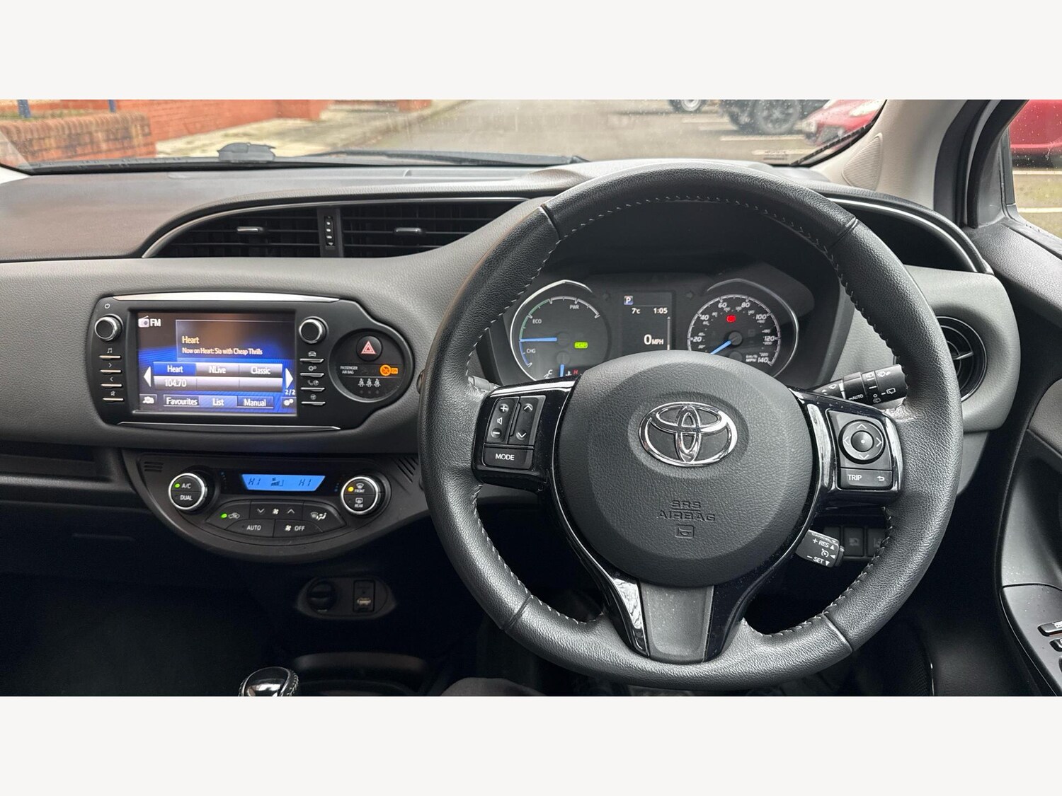 Used Toyota Yaris for sale - 77497318: Photo 8