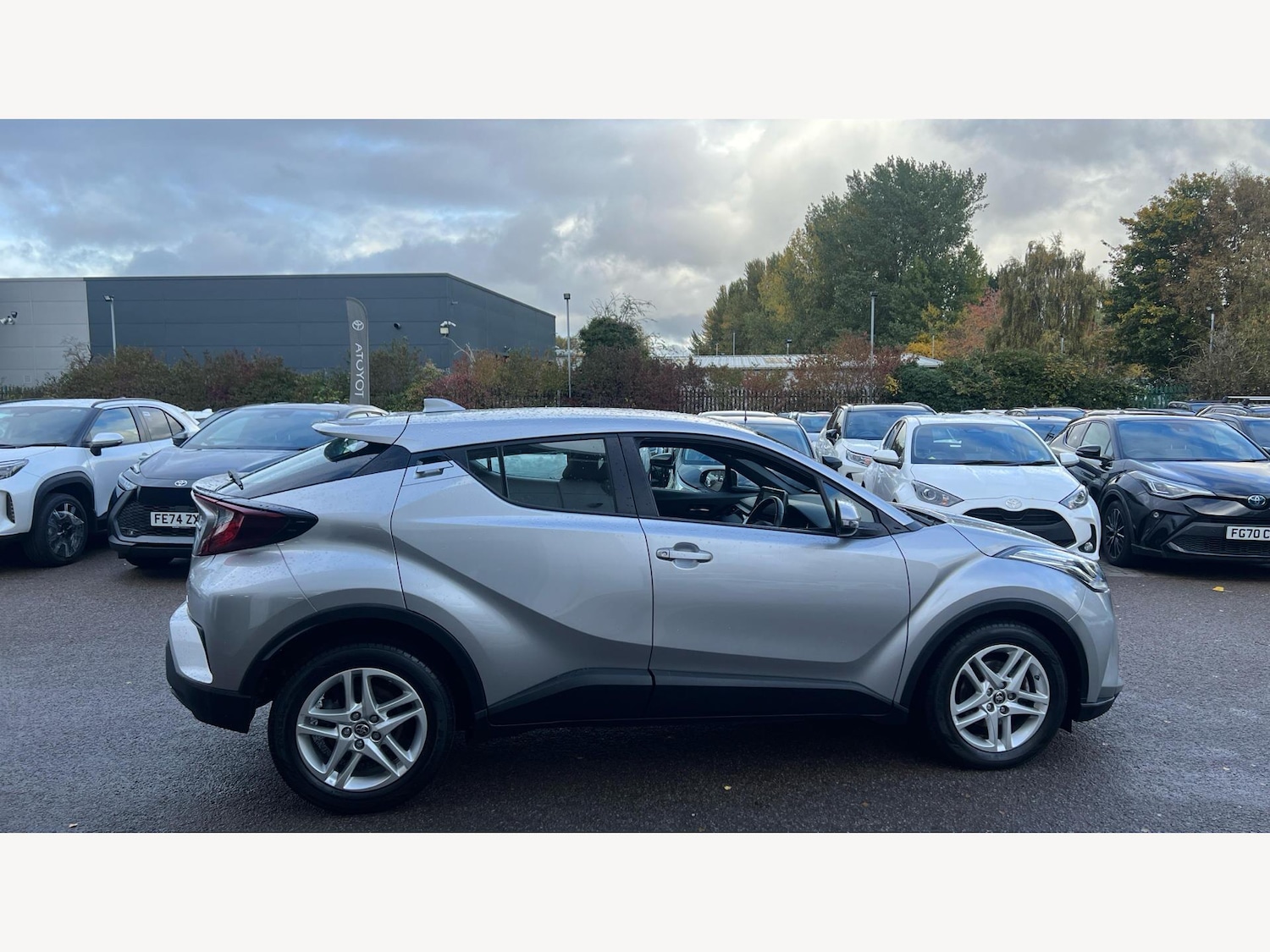 Used Toyota C-HR 2022 for sale - 76361495: Photo 18