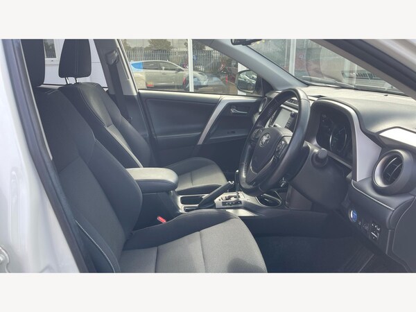 Used Toyota RAV4 2017 for sale - 75669526: Photo 13