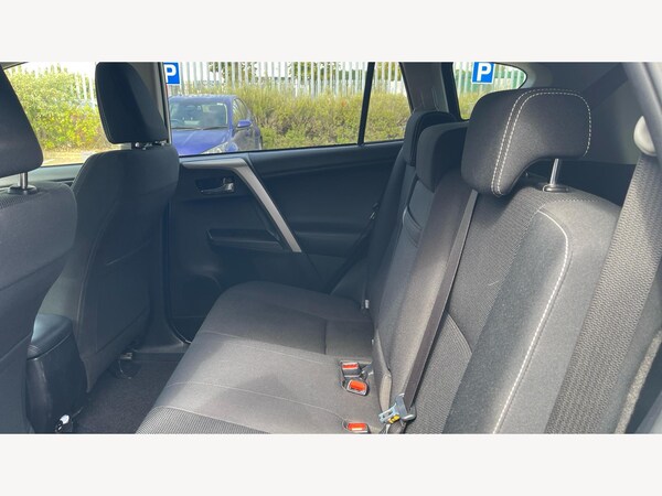Used Toyota RAV4 2017 for sale - 75669526: Photo 15
