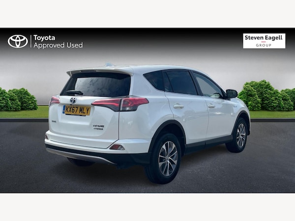 Used Toyota RAV4 2017 for sale - 75669526: Photo 2