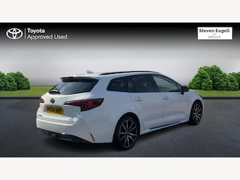 Used Toyota Corolla 2024 for sale - 76012163: Photo 2