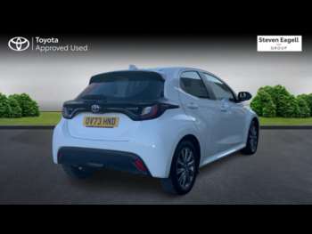 Used Toyota Yaris 2023 for sale - 74705068: Photo