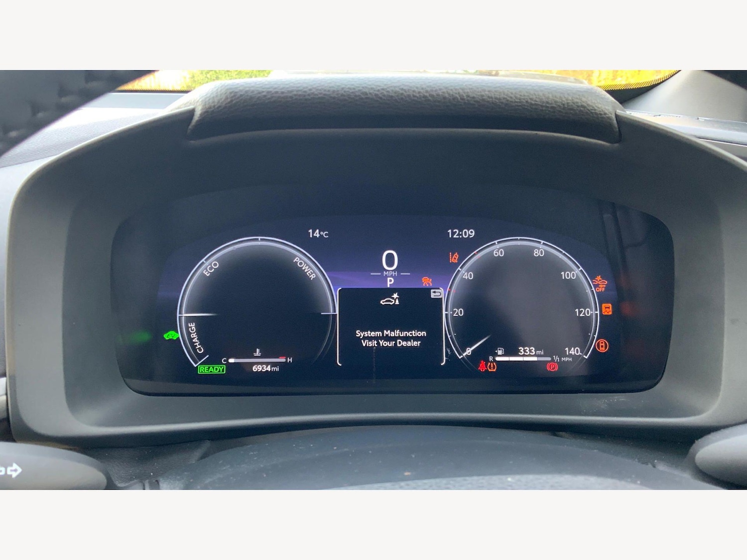 Used Toyota C-HR 2025 for sale - 78101304: Photo 11